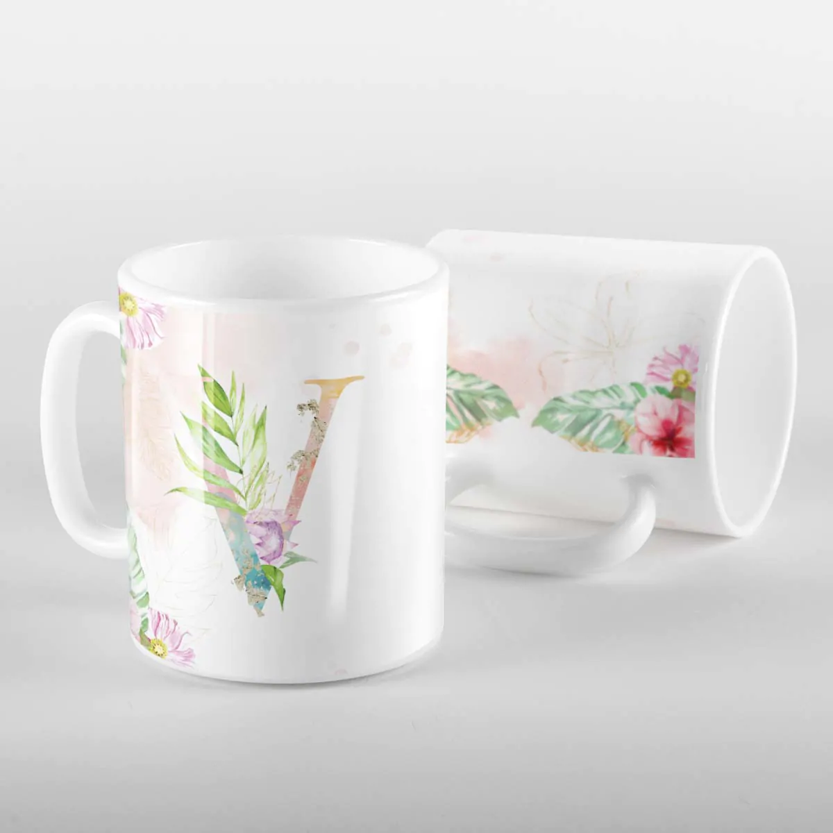 Caneca Letras Iniciais V Aquarela